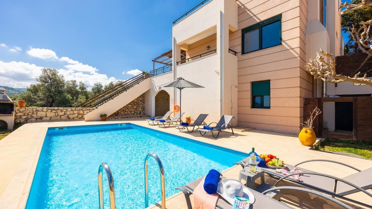 Photo of Outdoor in Gerani