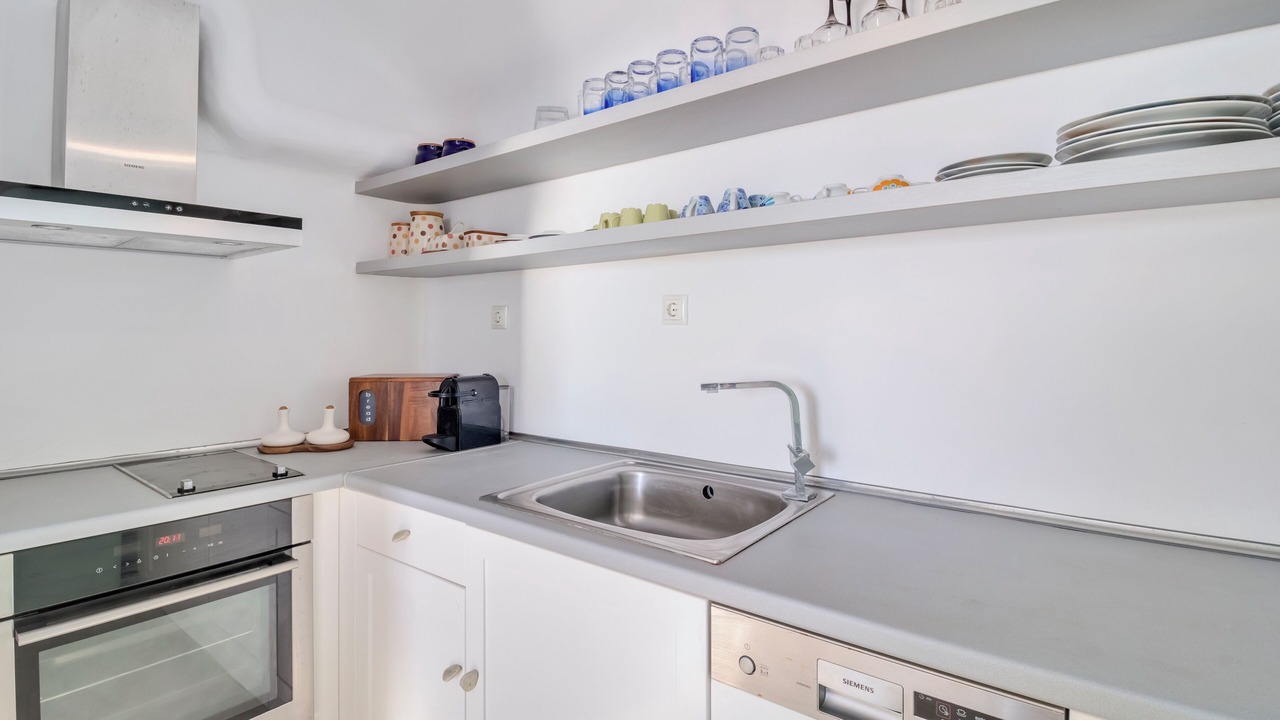 Photo of Kitchen in Faros Armenistis