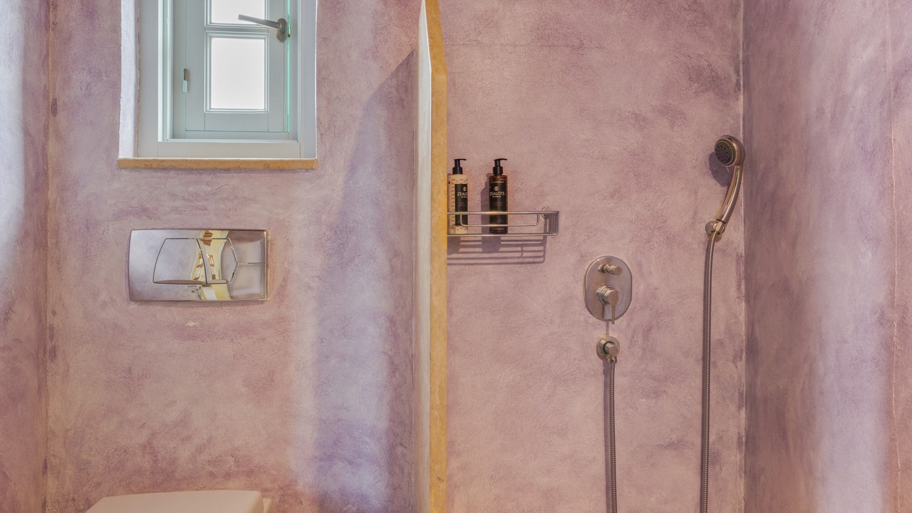 Photo of Bathroom in Skala