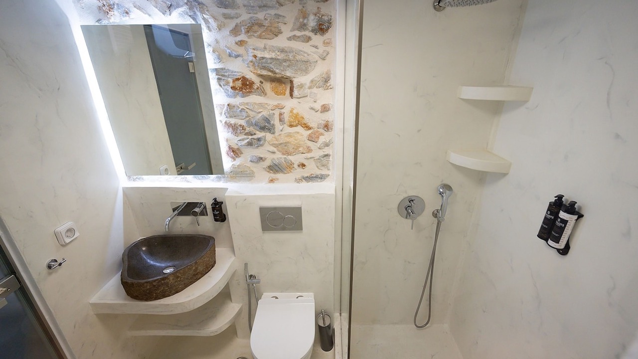 Photo of Bathroom in Filoti