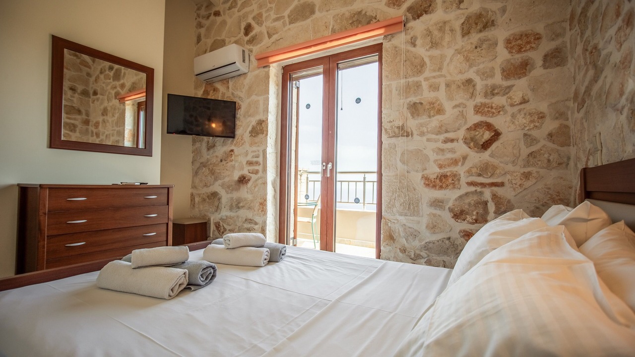 Photo of Bedroom in Elation