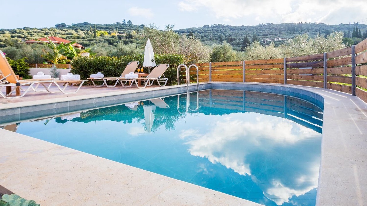 Photo of Outdoor in Alonia