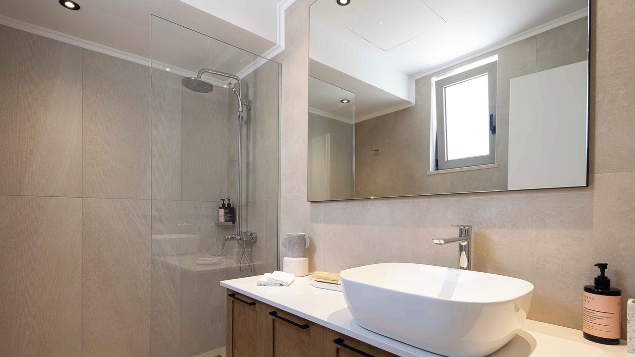 Photo of Bathroom in Impros
