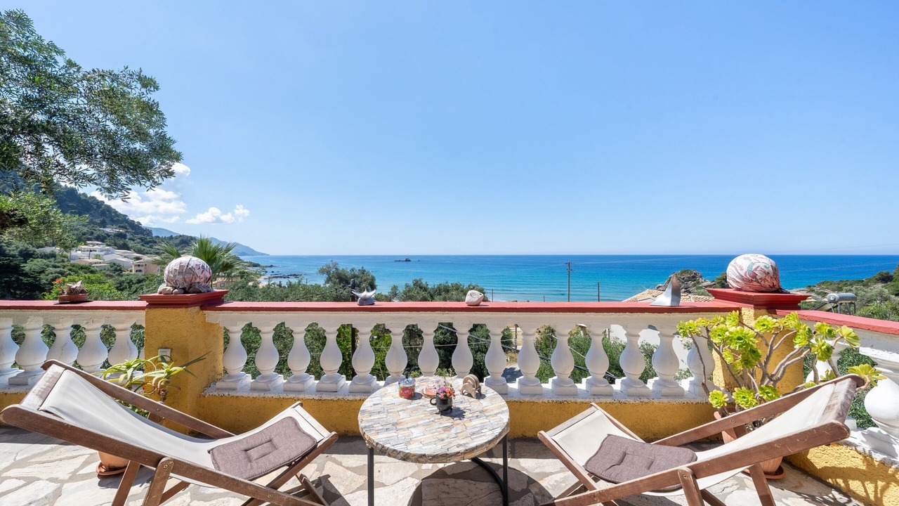 Photo of Patio Balcony in Sinarades