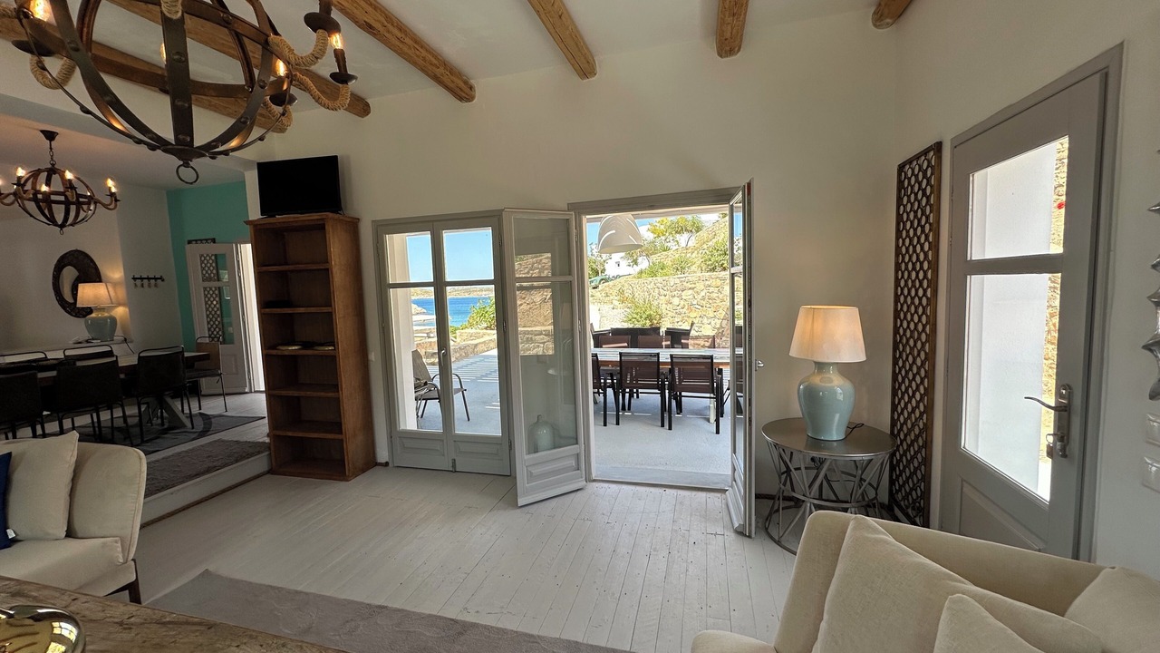 Photo of Livingroom in Lipsoi