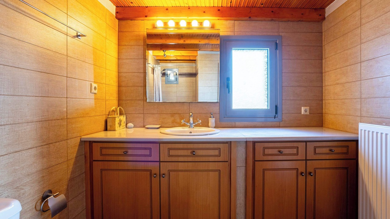 Photo of Bathroom in Kardamyli