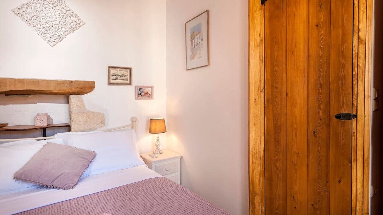 Photo of Bedroom in Chania Old City