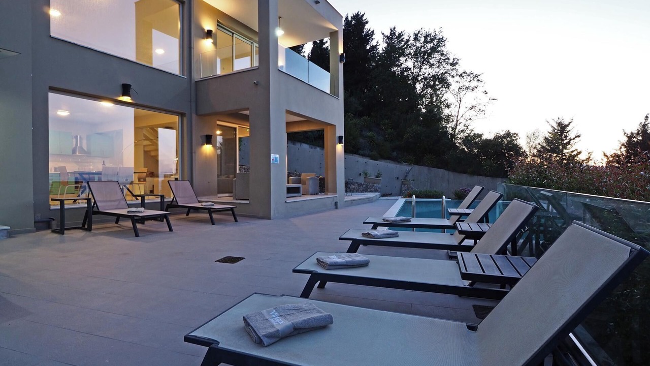 Photo of Patio Balcony in Notos