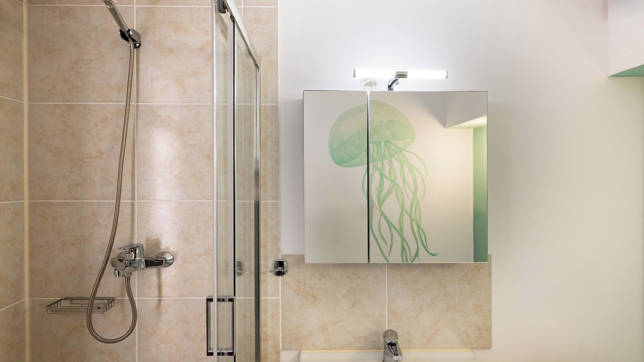 Photo of Bathroom in Adele