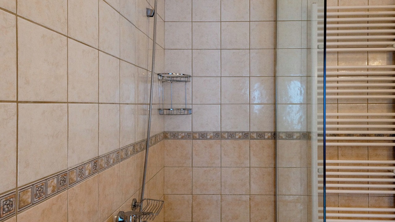 Photo of Bathroom in Adele