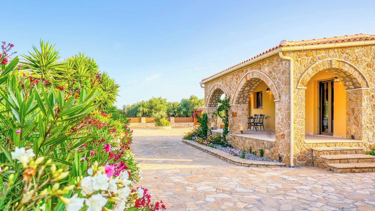 Photo of Patio Balcony in Vasilikos