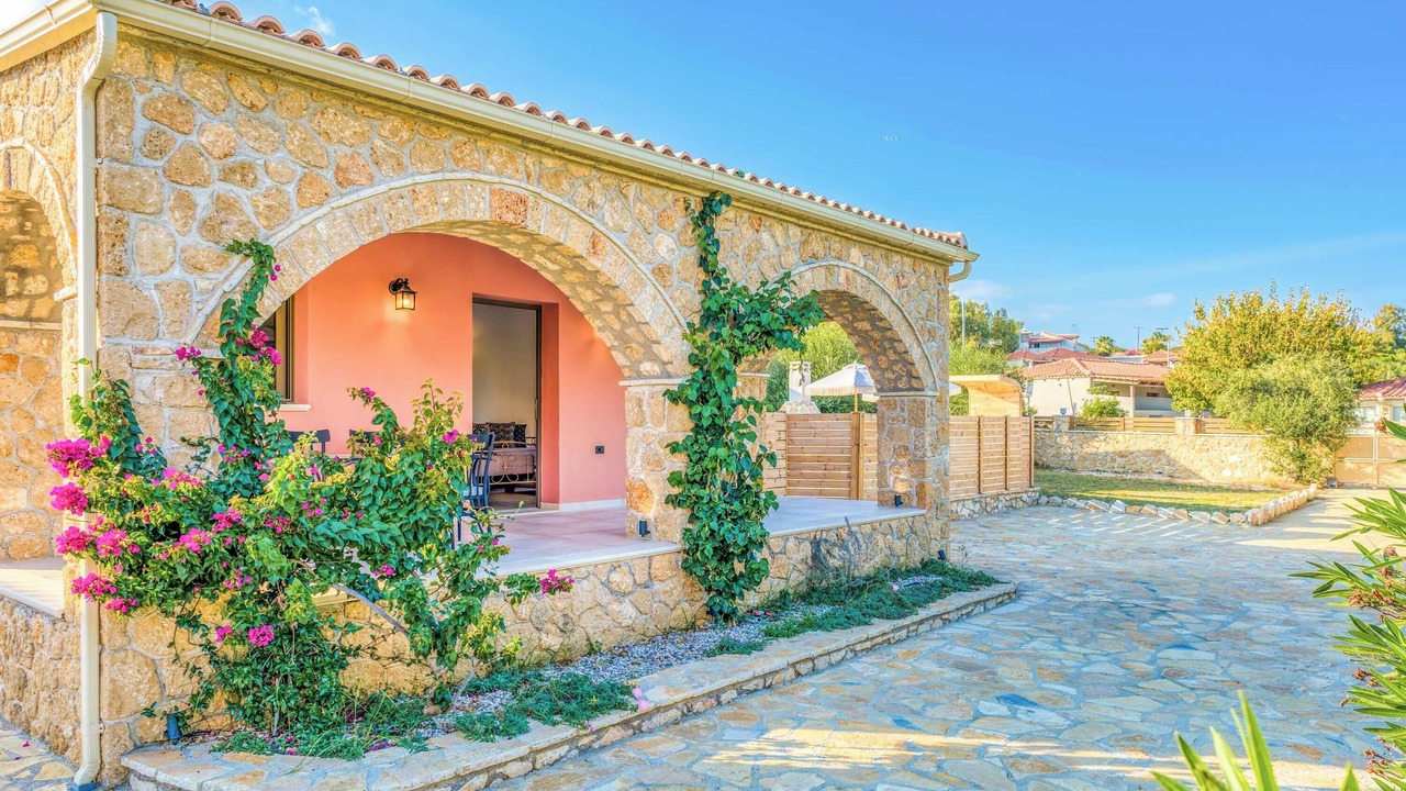 Photo of Patio Balcony in Vasilikos