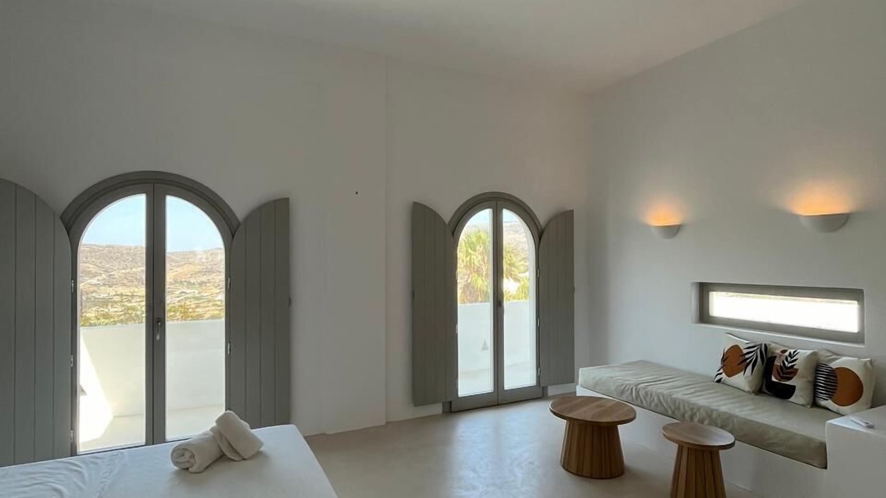 Photo of Livingroom in Ios Town