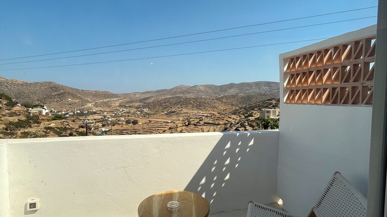 Photo of Patio Balcony in Ios Town