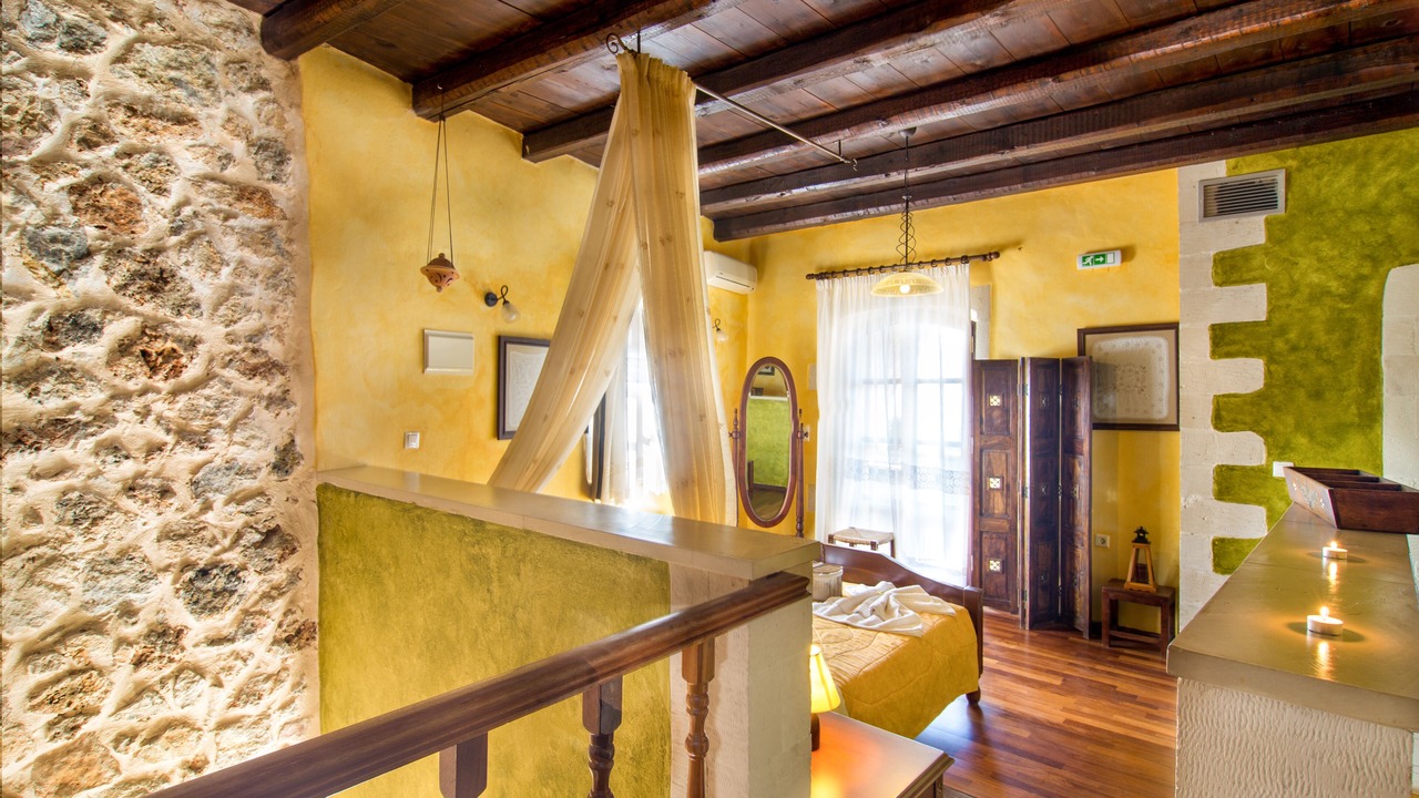 Photo of Bedroom in Samonas