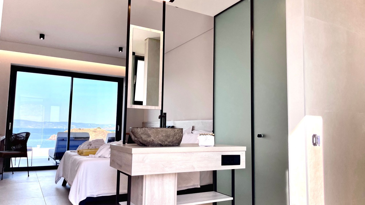 Photo of Bedroom in Anaxos