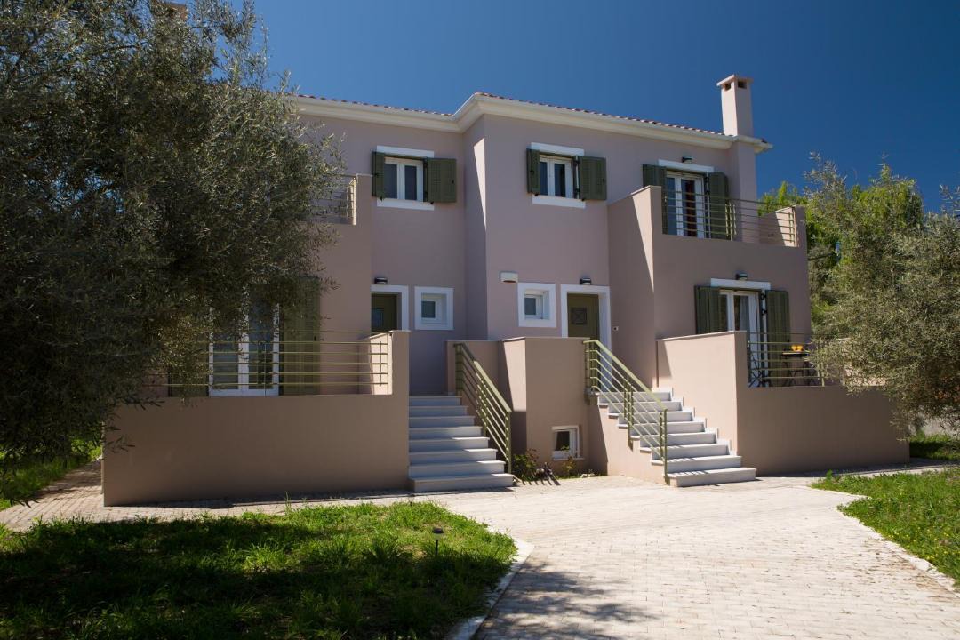 Photo of Others in Lygia