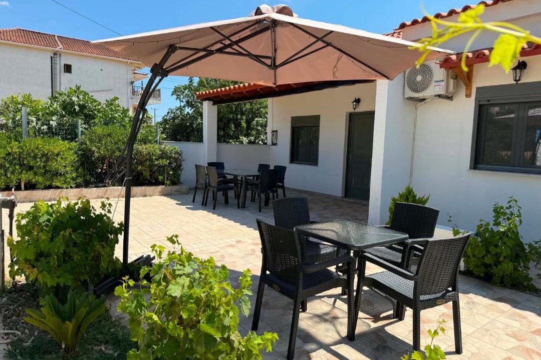 Photo of Patio Balcony in Plitra