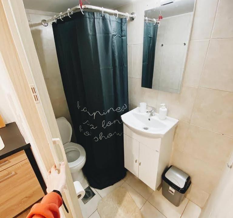 Photo of Bathroom in Ampelokipoi