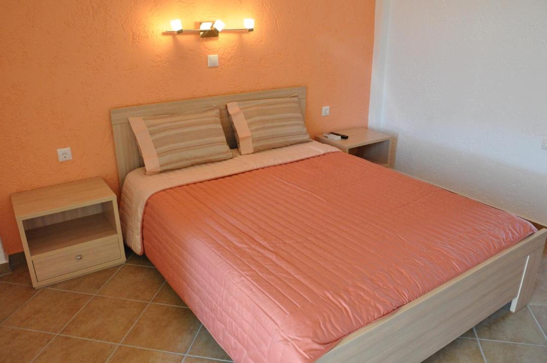 Photo of Bedroom in Sarakiniko
