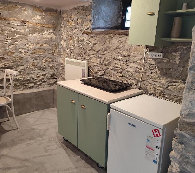 Photo of Kitchen in Mouresi