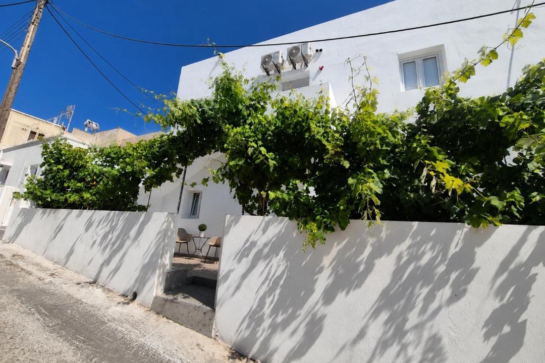 Photo of Others in Fira