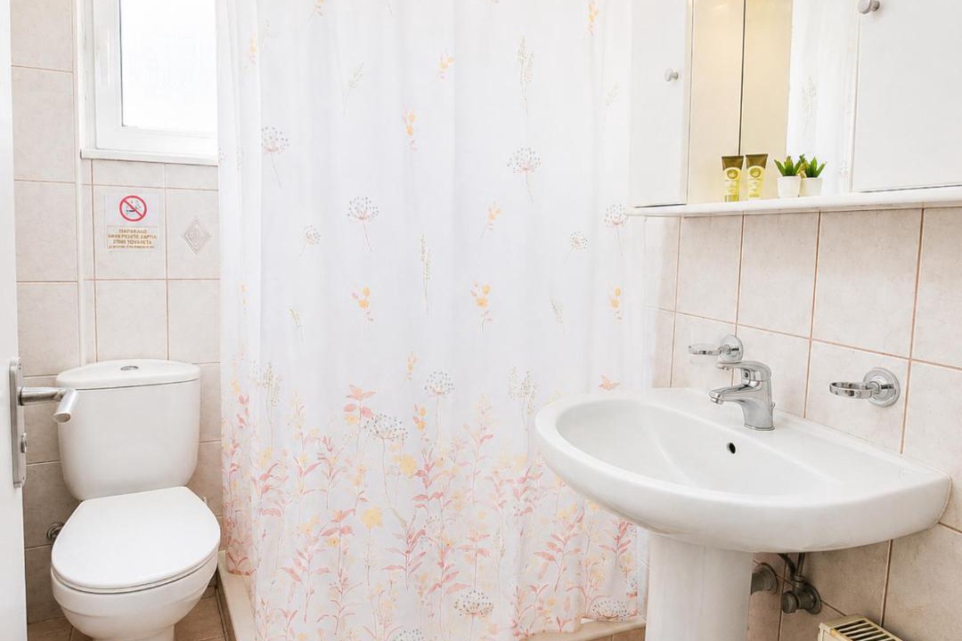 Photo of Bathroom in Mesolongi
