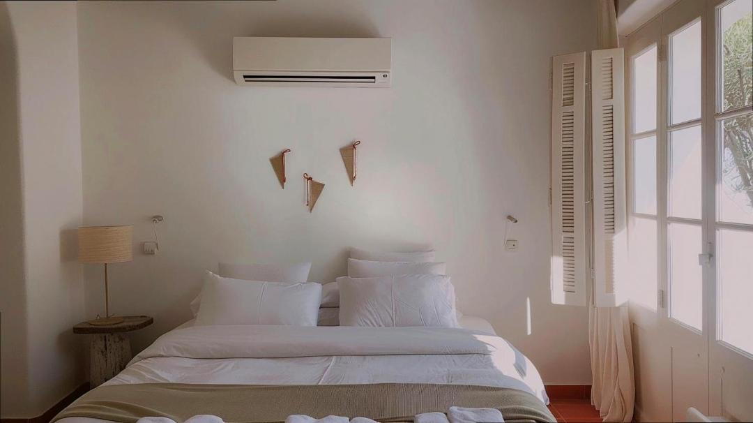 Photo of Bedroom in Fira