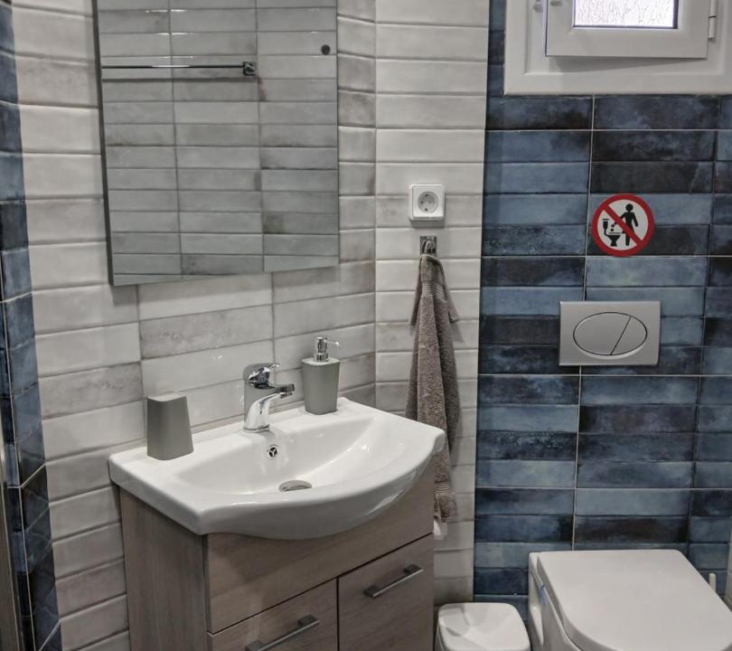 Photo of Bathroom in Korinthos