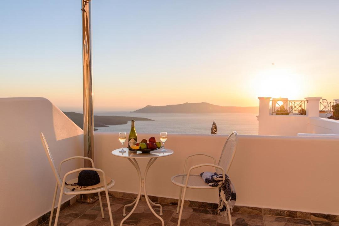 Photo of Others in Fira