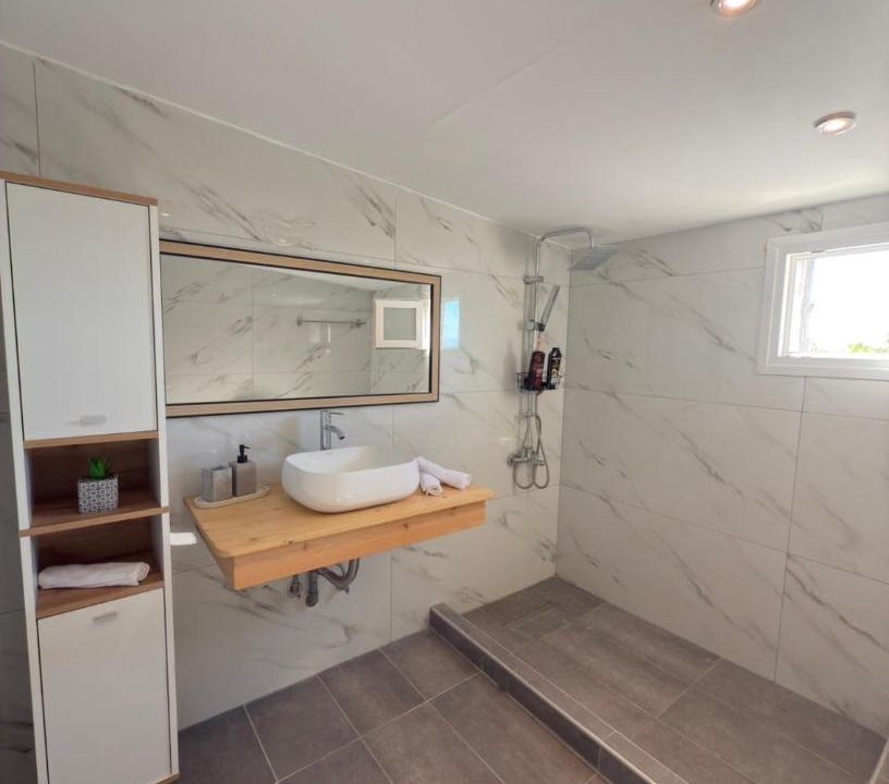 Photo of Bathroom in Sparton