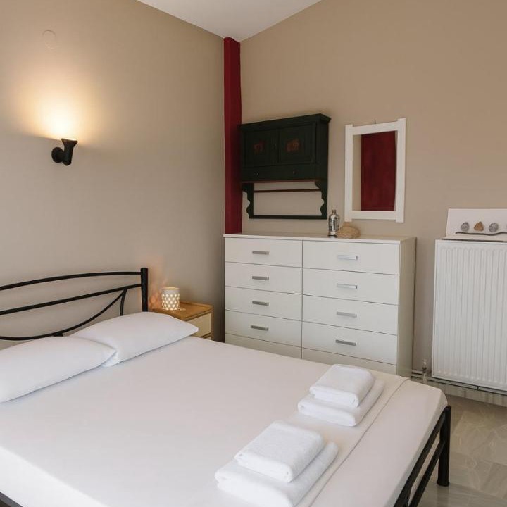 Photo of Bedroom in Kokkinon Neron