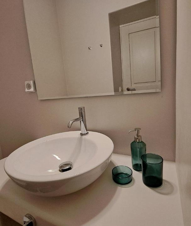 Photo of Bathroom in Katapola