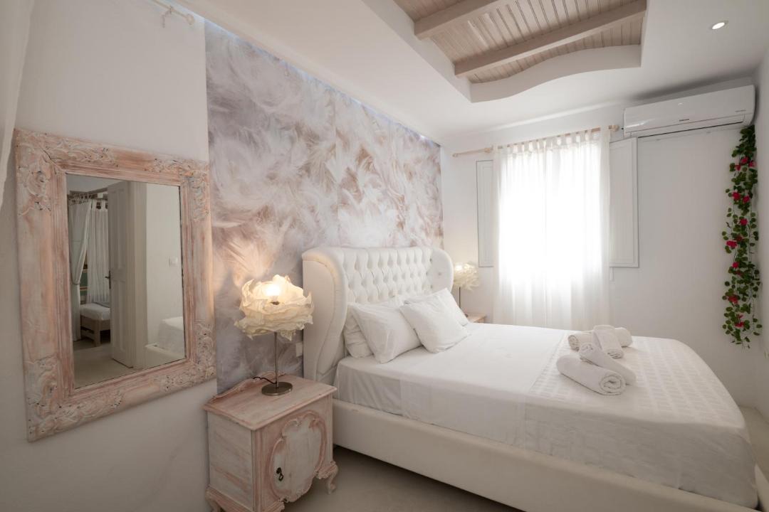 Photo of Bedroom in Ornos