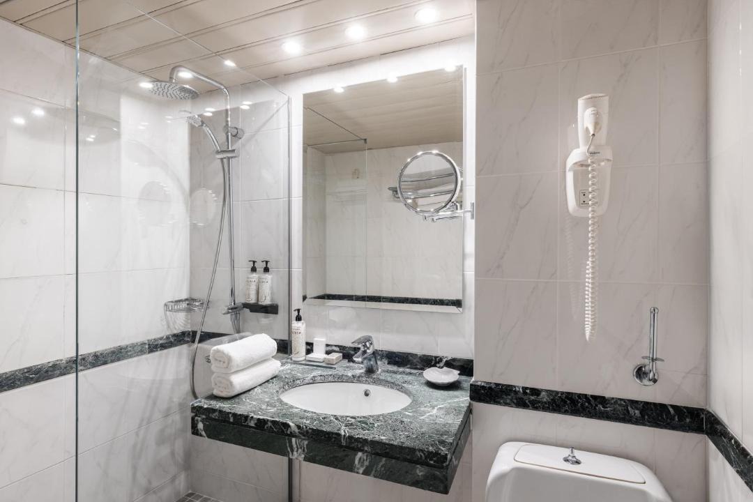 Photo of Bathroom in Kanoni