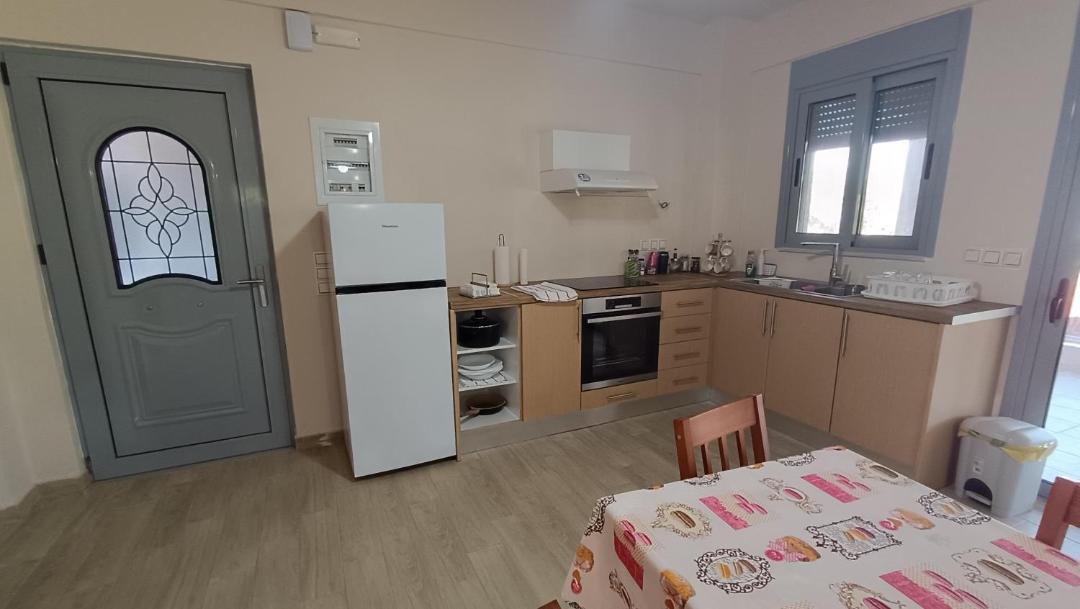 Photo of Kitchen in Petalidi