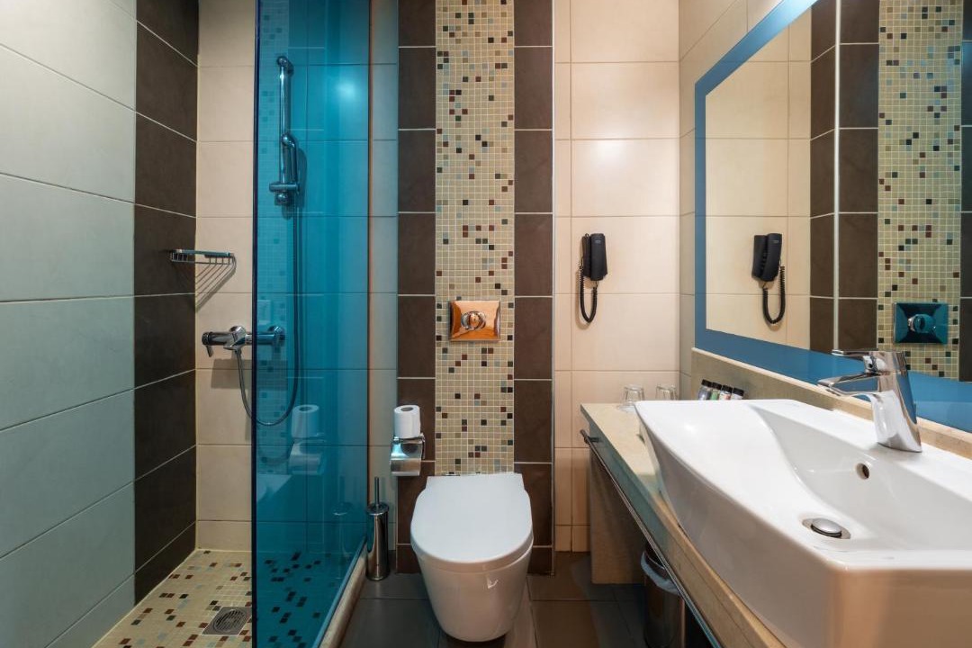 Photo of Bathroom in Kalamata Marina