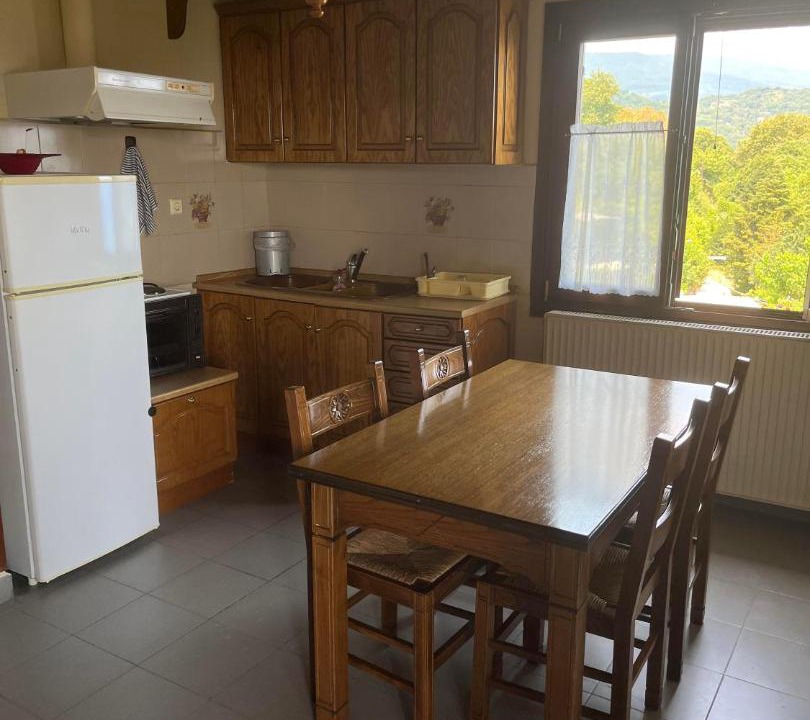 Photo of Kitchen in Mouresi