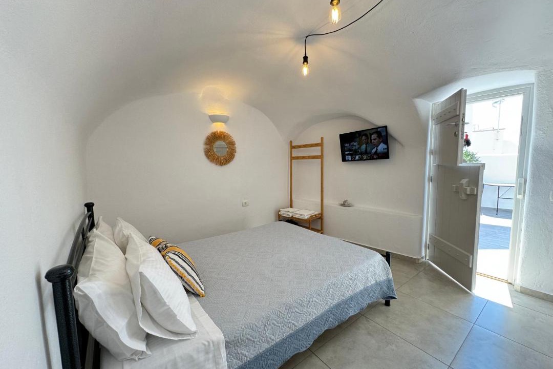 Photo of Bedroom in Santorini