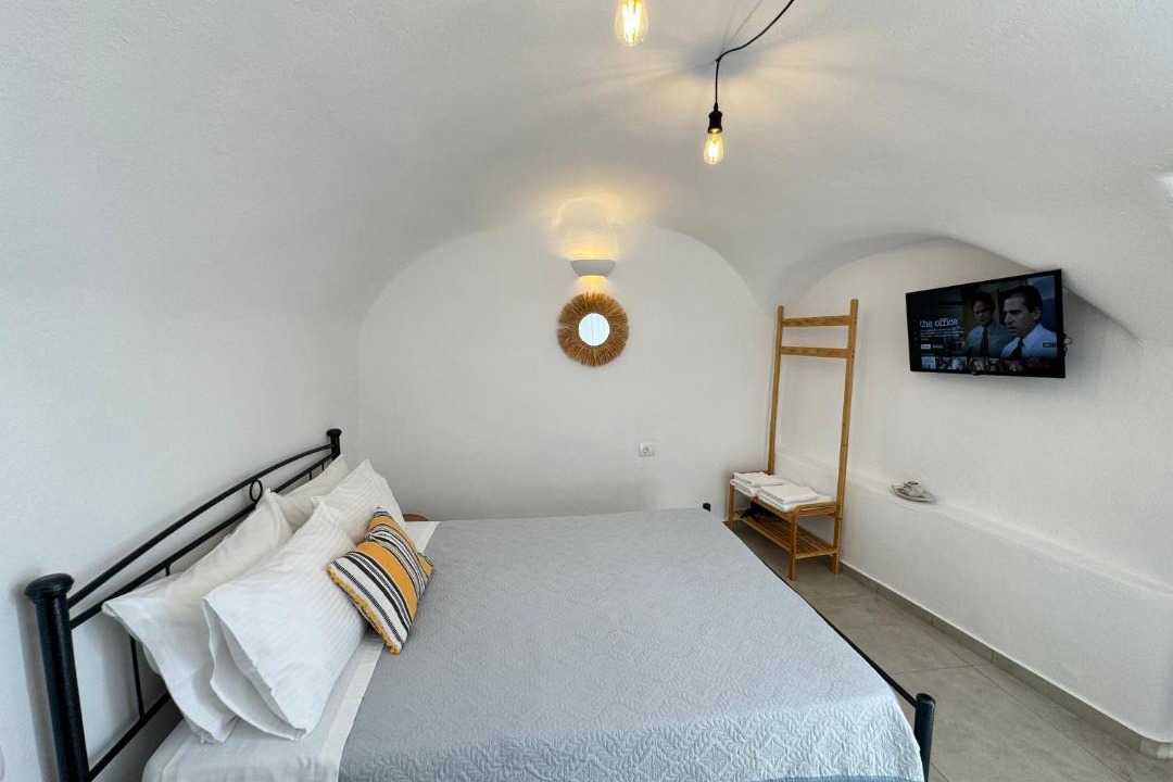 Photo of Bedroom in Santorini