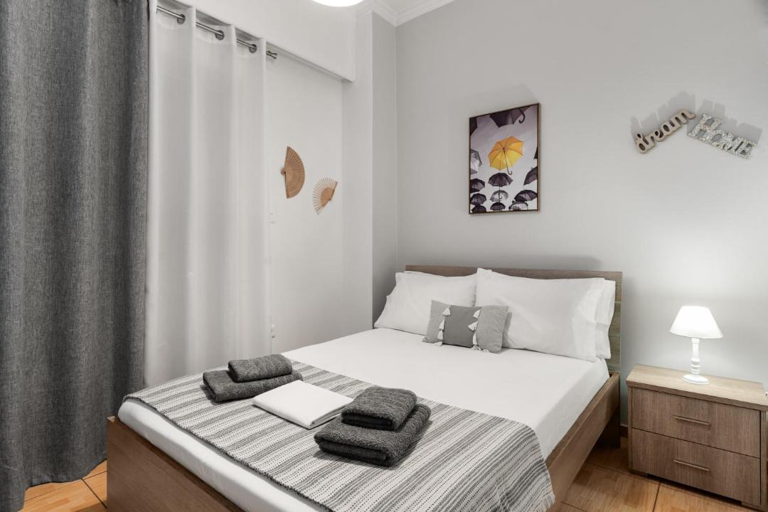 Photo of Bedroom in Aigaleo