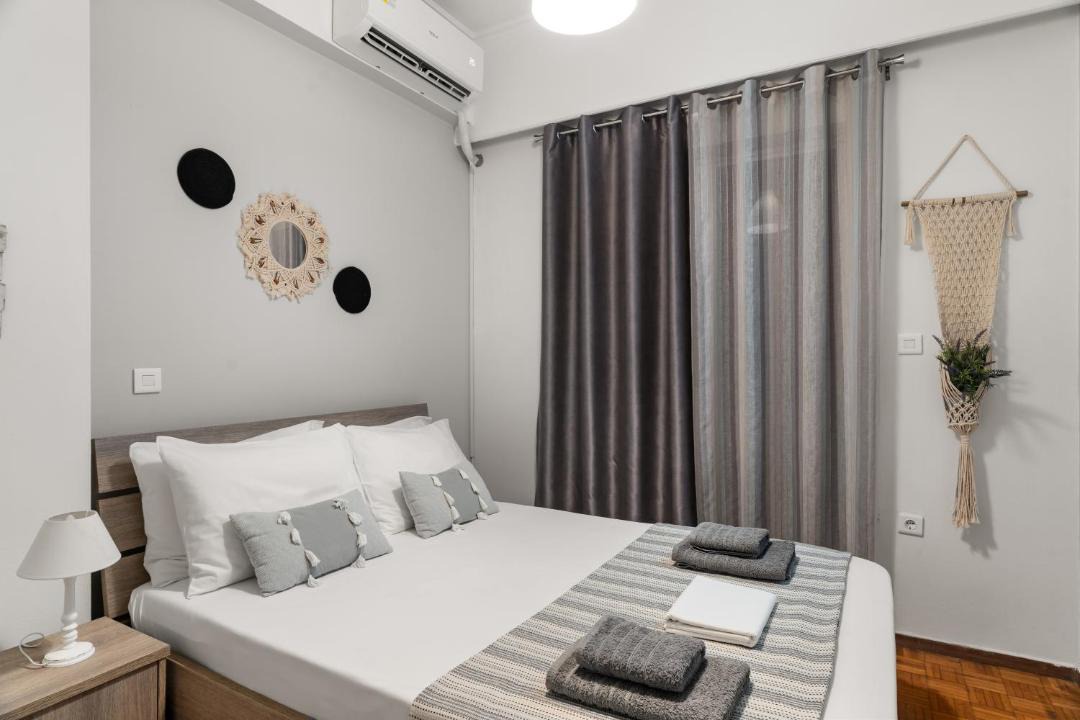 Photo of Bedroom in Aigaleo