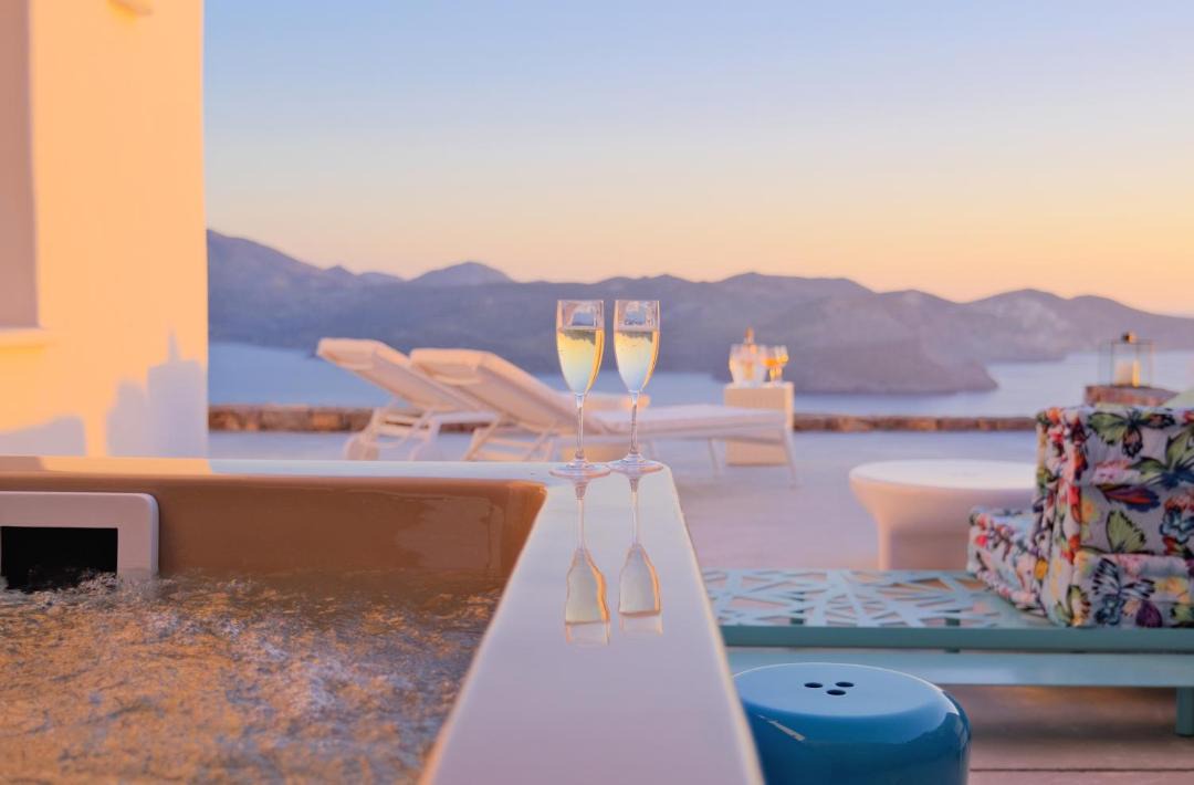 Photo of Others in Milos