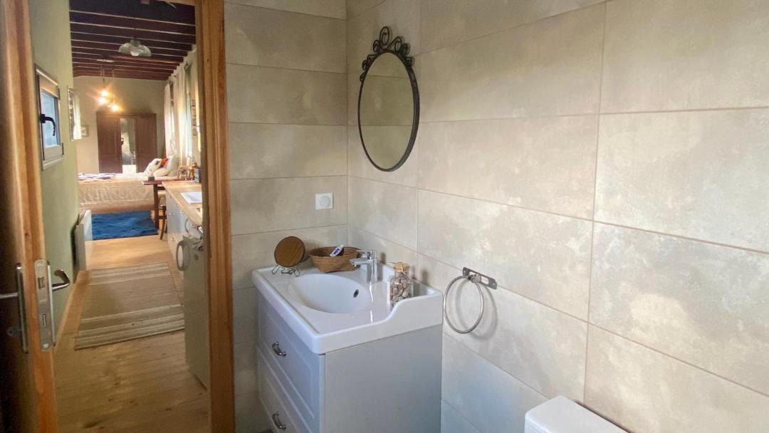 Photo of Bathroom in Aetia