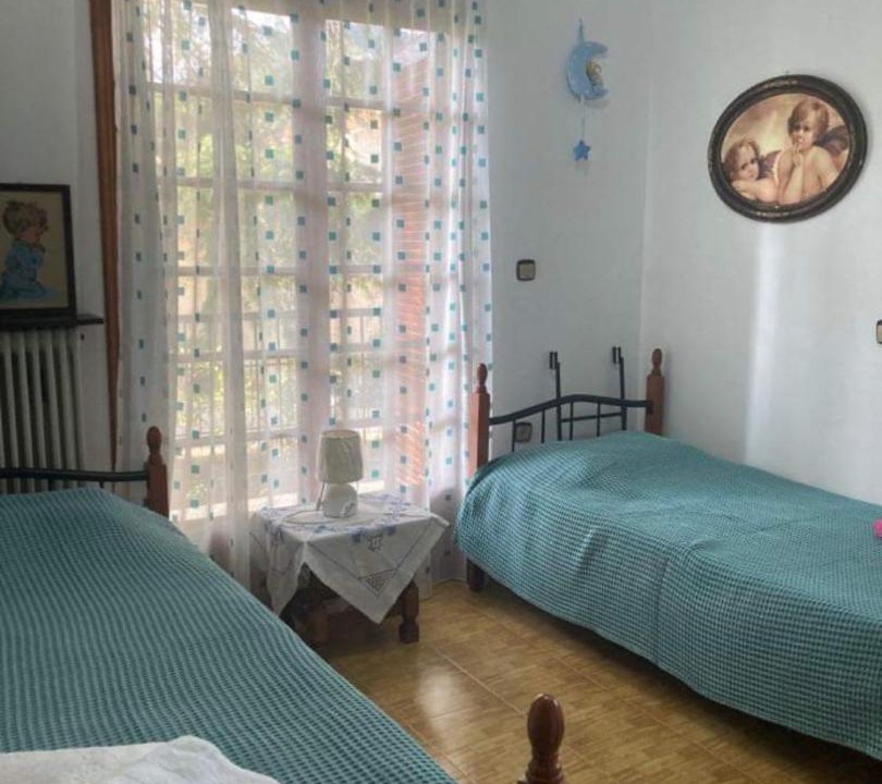 Photo of Bedroom in Lokroi