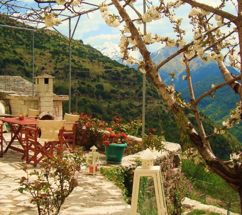 Photo of Others in Syrrako