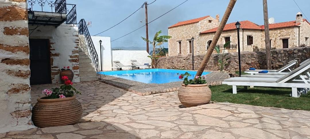 Photo of Others in Pyrgos Psilonerou
