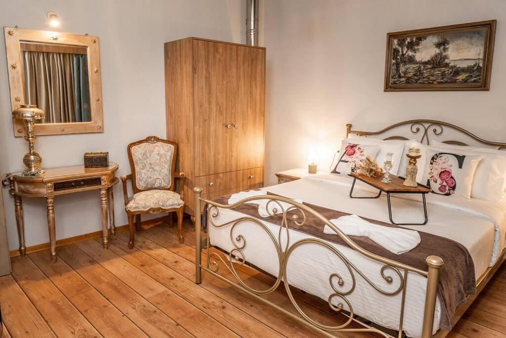 Photo of Bedroom in Galipe