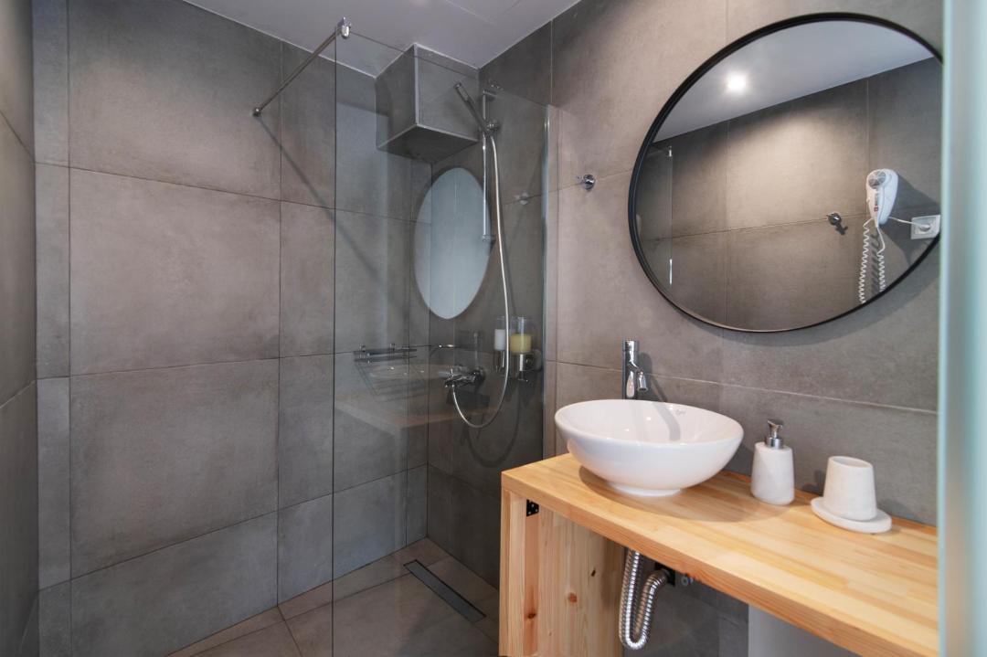 Photo of Bathroom in Ampelokipoi