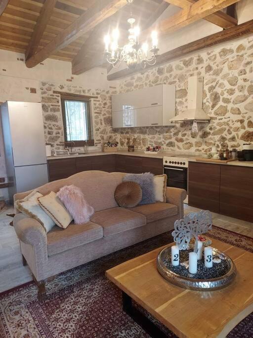 Photo of Livingroom in Aliartos